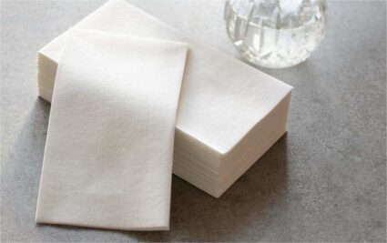 Lüks Peçete 24×24 Cm 1/8 Beyaz